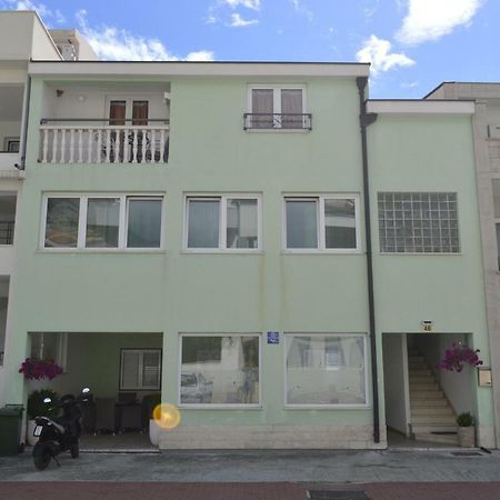 Apartment Sea Макарска Екстериор снимка