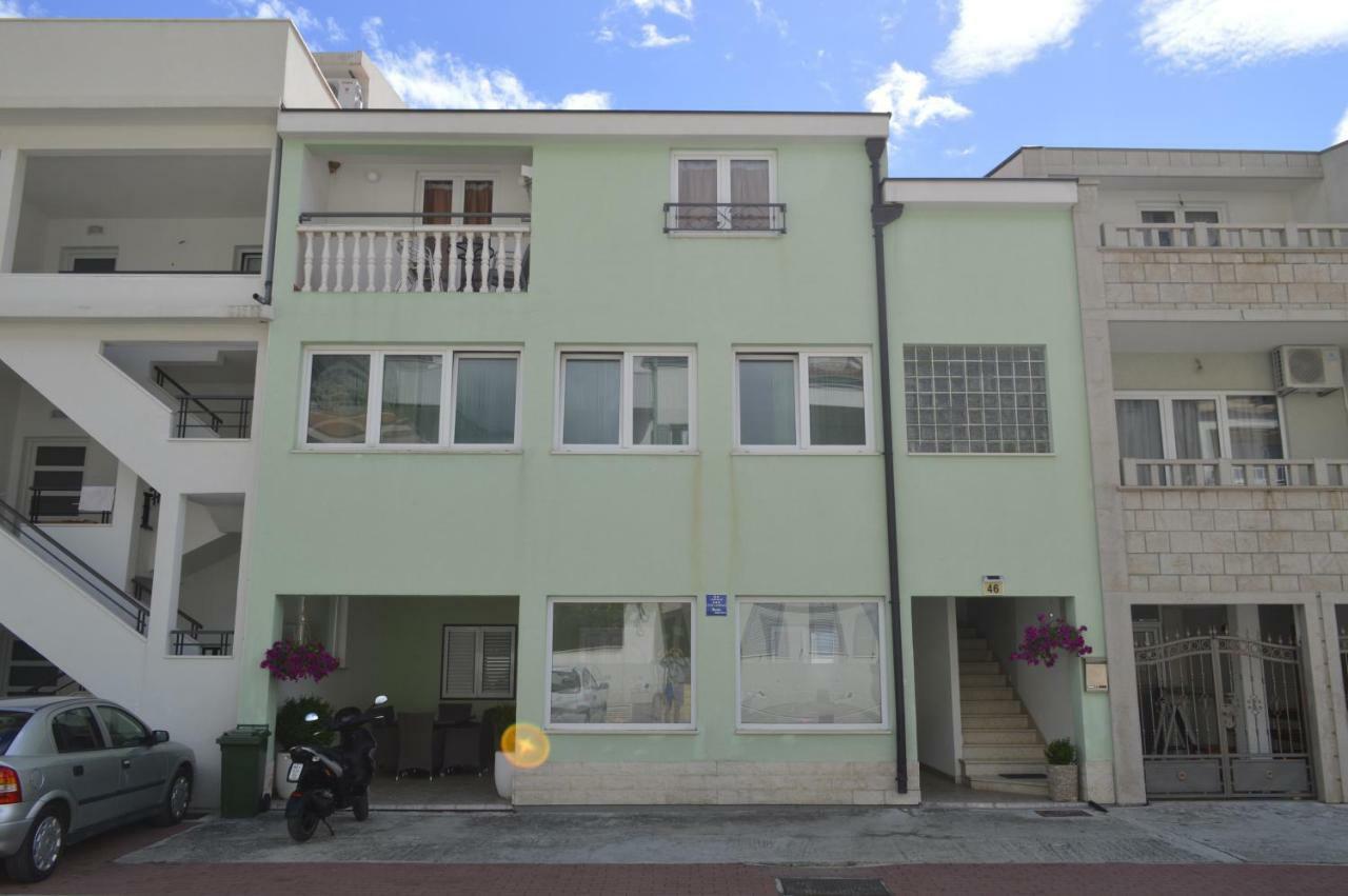 Apartment Sea Макарска Екстериор снимка